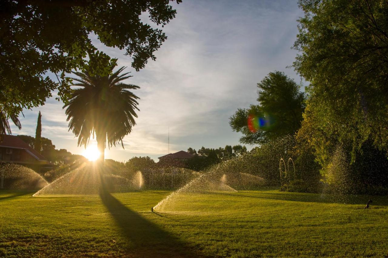 Toscana Estate Bloemfontein Extérieur photo