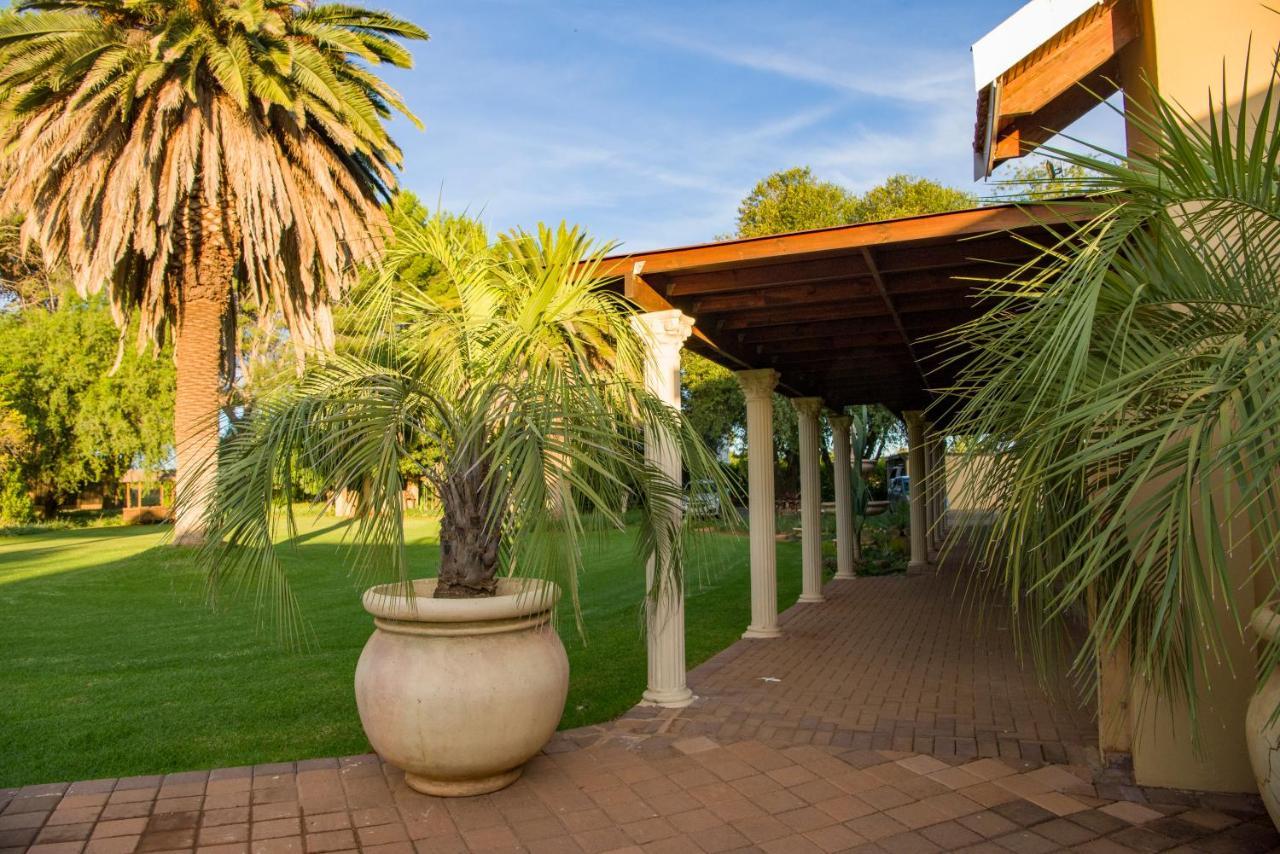 Toscana Estate Bloemfontein Extérieur photo