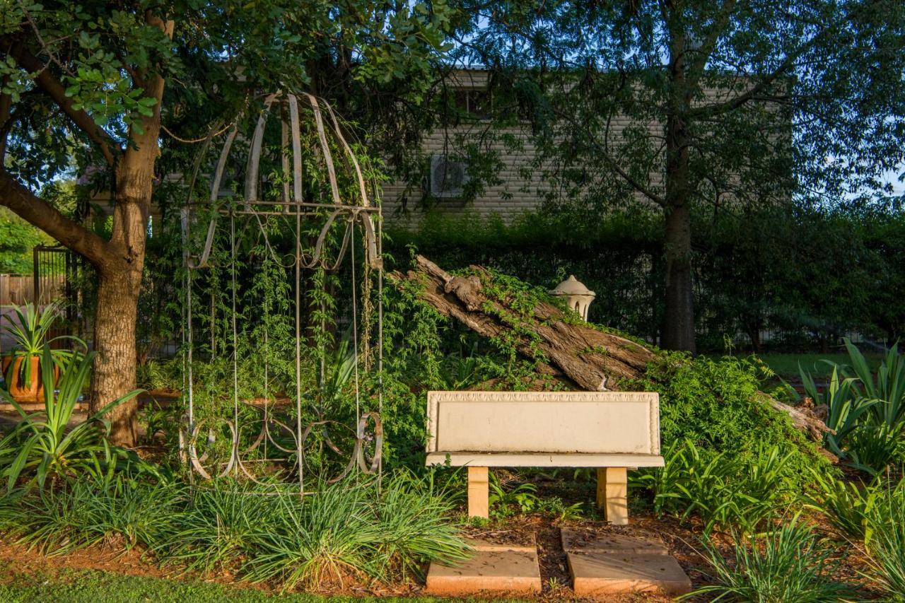 Toscana Estate Bloemfontein Extérieur photo